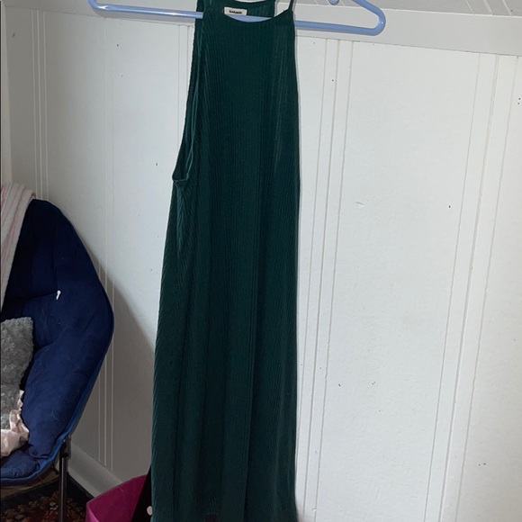 Garage dress - Picture 2 of 2